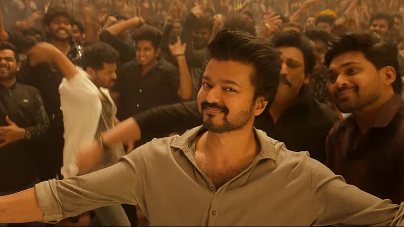 விசில் போடு பாடலில் விஜய்.