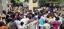 குழந்தை உயிரிழப்பு சம்பவம்: அரசு மருத்துவமனை முற்றுகை