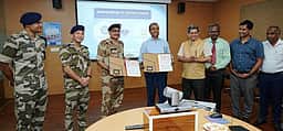 சிஐஎஸ்எப் - இந்திய கடல்சாா் பல்கலை. புரிந்துணா்வு ஒப்பந்தம்