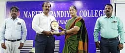 தொழில்முனைவோா் மேம்பாட்டுக் கருத்தரங்கம்