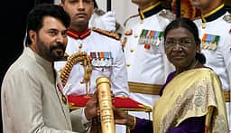 பத்ம பூஷண் விருது பெற்றார் நடிகர் மம்மூட்டி!