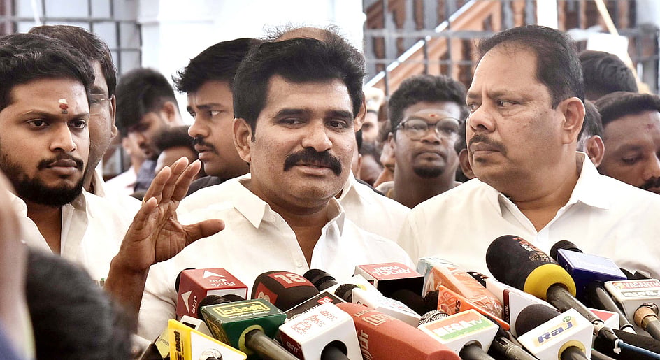 திமுக - அதிமுக தவறுகளால் பல இடைத்தேர்தல்கள் வரும்: நிர்மல் குமார்