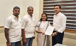 குமரியில் பிறப்பு இறப்பு பதிவுகள்: அமைச்சரிடம் எம்எல்ஏ மனு