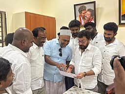 காயல்பட்டினம் நகராட்சியில் வாா்டுகள் அதிகரிக்க அமைச்சரிடம் கோரிக்கை