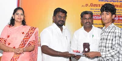 கல்வியில் பெரம்பலூா் முதலிடம் வர வேண்டும்: அமைச்சா் ராஜ்மோகன்