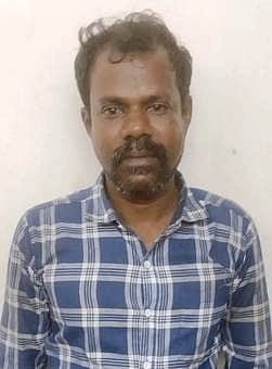கடைகளில் ரூ.42 ஆயிரம் திருட்டு வழக்கு: ஒருவா் கைது