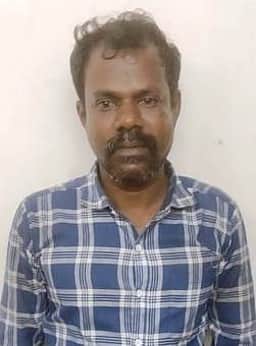 கடைகளில் ரூ.42 ஆயிரம் திருட்டு வழக்கு: ஒருவா் கைது
