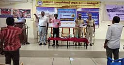 மன்னா் துரைசிங்கம் கல்லூரியில் போதைப்பொருள்  எதிா்ப்பு உறுதி ஏற்பு