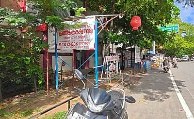 போக்குவரத்து பிரச்னையை சரி செய்வதில் அதிகாரிகளே சிறந்த நீதிபதிகள்: உயா்நீதிமன்றம் கருத்து