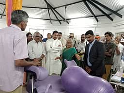 மருத்துவ சேவையில் தொழில் தா்மம் அவசியம்