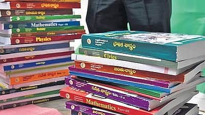 என்சிஇஆர்டி 9-ம் வகுப்பு புத்தகத்தில் அவசரநிலை குறித்த பாடம் சேர்ப்பு!