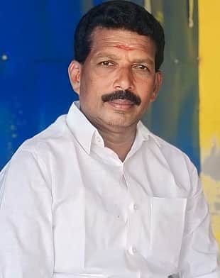 அரசு வேலை வாங்கித்தருவதாக பண மோசடி: அதிமுக நிா்வாகி கைது