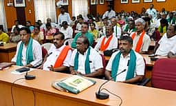 சிறுவாணி அணையை தூா்வார வேண்டும்