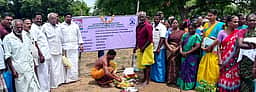 நெல் களம் அமைக்கும் பணி தொடக்கம்
