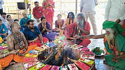 சாய்பாபா  கோயில் சிறப்பு பூஜை