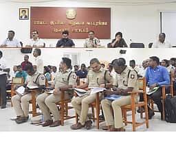 தென்காசியில் சட்டம் ஒழுங்கு ஆய்வுக் கூட்டம்