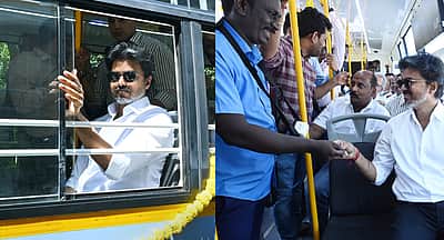பெரம்பூர் செல்லும் அரசுப் பேருந்தில் பயணித்த முதல்வர் விஜய்!