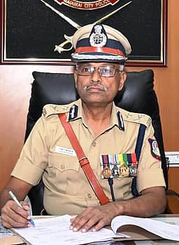 மதுரை மாநகரக் காவல் ஆணையா் பொறுப்பேற்பு