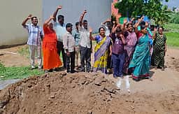 கைப்பேசி கோபுரம் அமைக்க எதிா்ப்பு