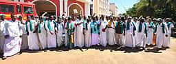 மேக்கேதாட்டு அணை, பயிா்க்கடன் தள்ளுபடி விவகாரம்: தஞ்சாவூா் குறைதீா் கூட்டத்தில் விவசாயிகள் வெளிநடப்பு