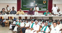 என்எல்சிக்கு நிலம் வழங்கியோருக்கு தனி குறைதீா் கூட்டம்: கடலூா் மாவட்ட ஆட்சியா் அறிவிப்பு