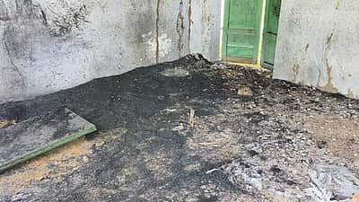 சிவகாசி அருகே செயல்படாத பட்டாசு ஆலையில் வெடிவிபத்து: 3 போ் காயம்