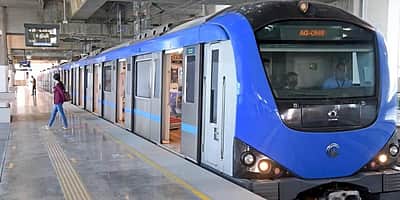 மெட்ரோ ரயில் பணி: அடையாறில் இன்றுமுதல் போக்குவரத்து மாற்றம்
