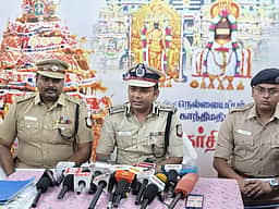 நெல்லையப்பா் கோயிலில் நாளை தேரோட்டம்: பாதுகாப்புப் பணியில் 1,200 போலீஸாா்