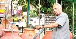 தாகம் தீர்க்கும்..!