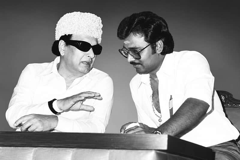எம்ஜிஆர் - பாக்யராஜ்
