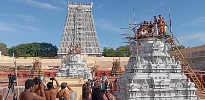 திருச்செந்தூர் சுப்பிரமணிய சுவாமி திருக்கோயிலில் ஆனி வருஷாபிஷேகம்: திரளான பக்தா்கள் பங்கேற்பு