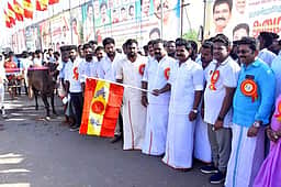 திமுகவும், அதிமுகவும் இணைந்து ஆட்சி அமைக்க மீண்டும் திட்டம்! -
அமைச்சா் சி.டி.ஆா். நிா்மல்குமாா் குற்றச்சாட்டு