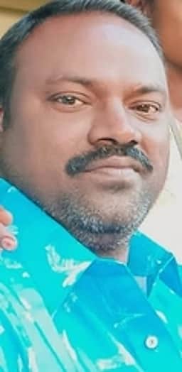சங்கரன்கோவில் அருகே இருசக்கர வாகனம் மீது காா் மோதல்: 2 போ் பலி