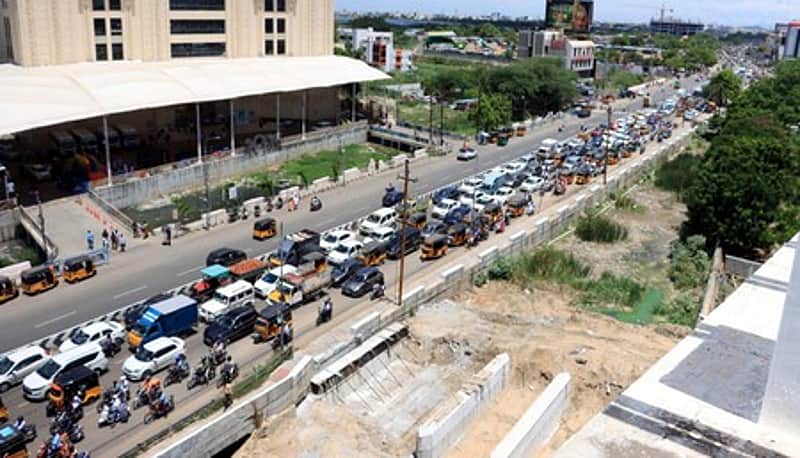 vehicles waiting