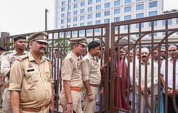 ராமா் கோயில் நன்கொடை முறைகேடு வழக்கு-
சம்பத் ராயிடம் போலீஸ் விசாரணை; வாக்குமூலம் பதிவு