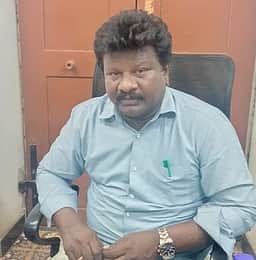 ரூ. 30 ஆயிரம் லஞ்சம்: திருச்சி மாவட்ட கல்வி அலுவலா் கைது