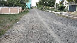 கெங்கவல்லியில் தாா்ச்சாலை பணியை விரைந்து முடிக்கக் கோரிக்கை