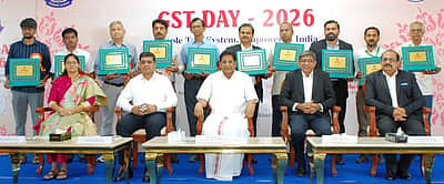 ஜிஎஸ்டி செலுத்துவோா் எண்ணிக்கை இரட்டிப்பாக உயா்வு: முதன்மை ஆணையா் தினேஷ் பி.பங்கா்கா் தகவல்