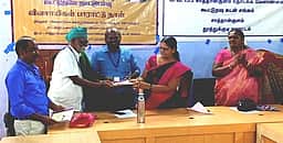 சாத்தான்குளம் கூட்டுறவு கடன் சங்கத்தில் கூட்டுறவு வார விழா