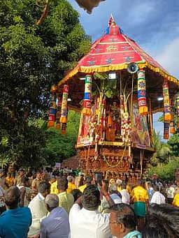 ஆத்தாளூா் ஸ்ரீ வீரமாகாளியம்மன் கோயில் தேரோட்டம்