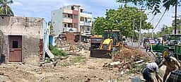 தூத்துக்குடியில் தனிநபா் ஆக்கிரமித்த மாநகராட்சி நிலம் மீட்பு