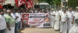 கழிவுநீா் சுத்திகரிப்பு திட்டத்தை கைவிடக் கோரி போராட்டம்