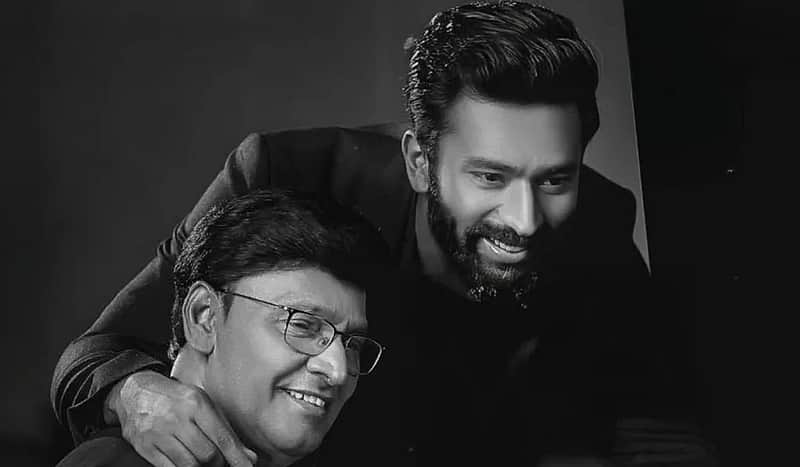 Son Shanthnu with the late director Bhagyaraj.