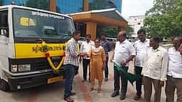 புதைச் சாக்கடை அடைப்பை சரிசெய்ய நவீன வசதிகளுடன் கூடிய வாகனம் இயக்கம்