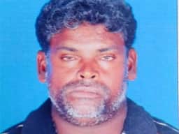 கடலில் தவறி விழுந்த மீனவா் உயிரிழப்பு