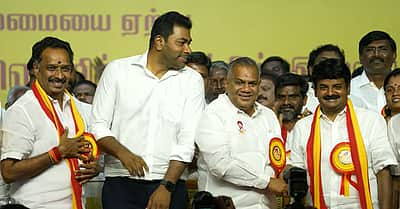 தேர்தல் தடைநீக்கக் கோரி சி.விஜயபாஸ்கர், எம்.ஆர். விஜயபாஸ்கர் மனு 