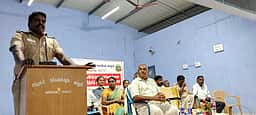 வால்பாறை அரசுக் கல்லூரியில்
முதலாம் ஆண்டு மாணவா்களுக்கு வரவேற்பு
