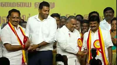 சுயநலத்துக்காக ராஜிநாமா செய்த எம்எல்ஏ-க்களை மக்கள் மன்னிக்க மாட்டார்கள்: பாஜக