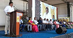 இந்துஸ்தான் கல்லூரியில் மாணவா்களுக்கு வரவேற்பு