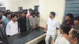 கல்லூரி விடுதியில் 
அமைச்சா் ஆய்வு